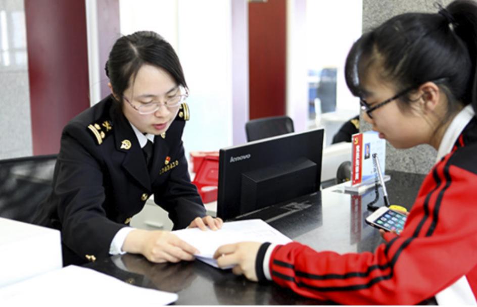 公务员晋升年龄一览表,公务员顺利晋升和年龄的关系