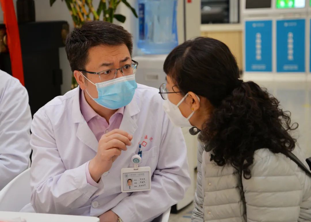 【“三抓三促”-健康先行】兰州市第一人民医院肿瘤科“国际三八妇女节”乳腺疾病义诊活动圆满结束