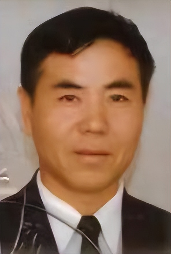 《我国大学校训选粹25》钮鲁生2023年（35）书法作品欣赏