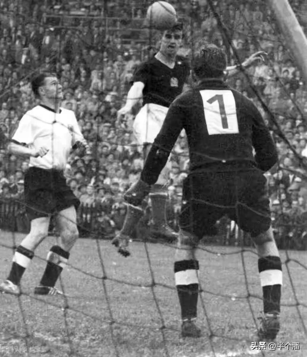 梅西世界杯金靴是哪个,世界杯历史上的足球冠军分别是