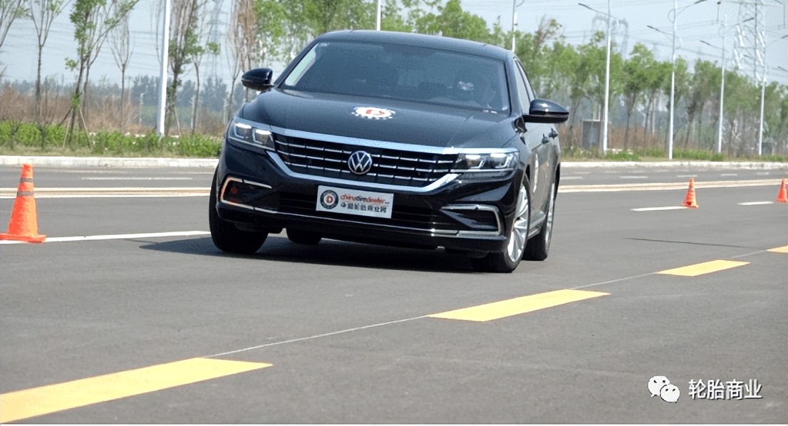 倍耐力rossosport测评,倍耐力cinturatorosso多少钱