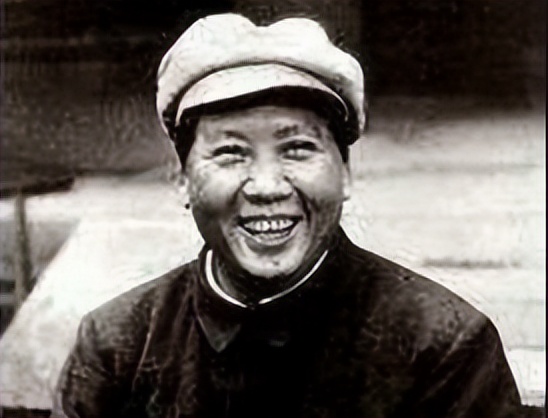 1976年周总理逝世，罗瑞卿在灵前痛哭：我不该在您临终前骗您