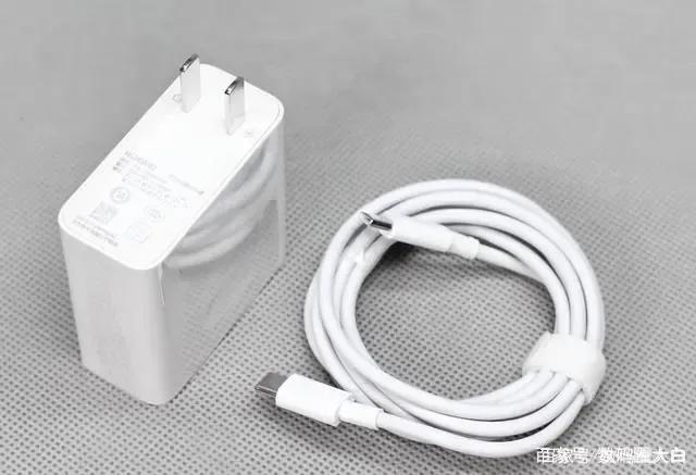 充电头可以插苹果数据线吗,充电头可以随便用吗