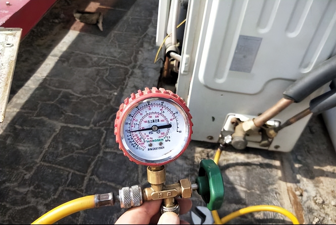 中央空调安装有规范，减少套路，该有的步骤一步都不能少