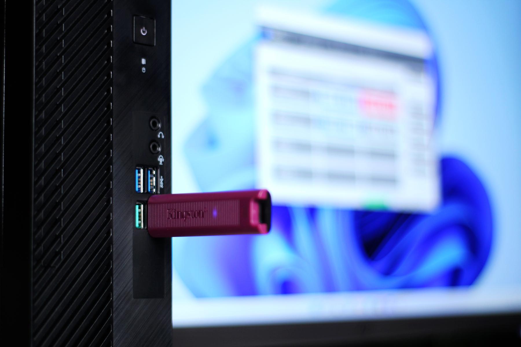 华硕破晓xmini主机评测i5,华硕破晓x性能稳定吗