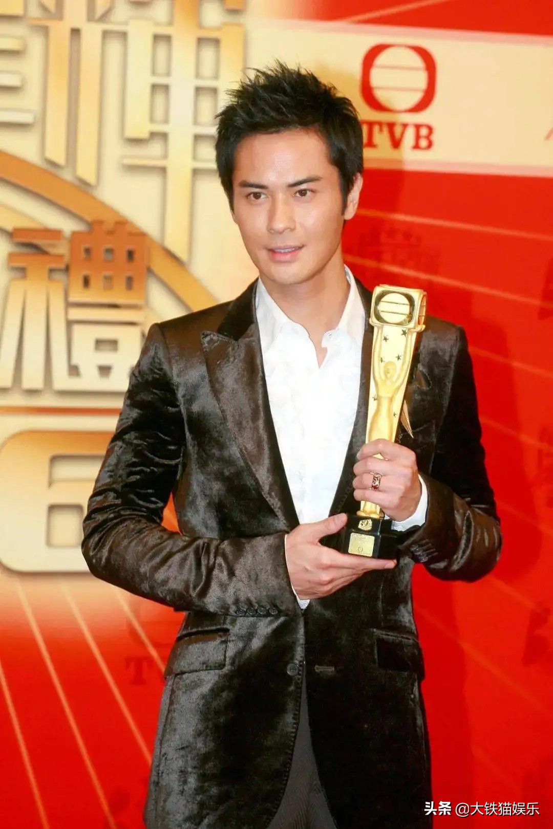 别再尬吹港台男神会保养了！好家伙，他们真信了，50岁还在演少年