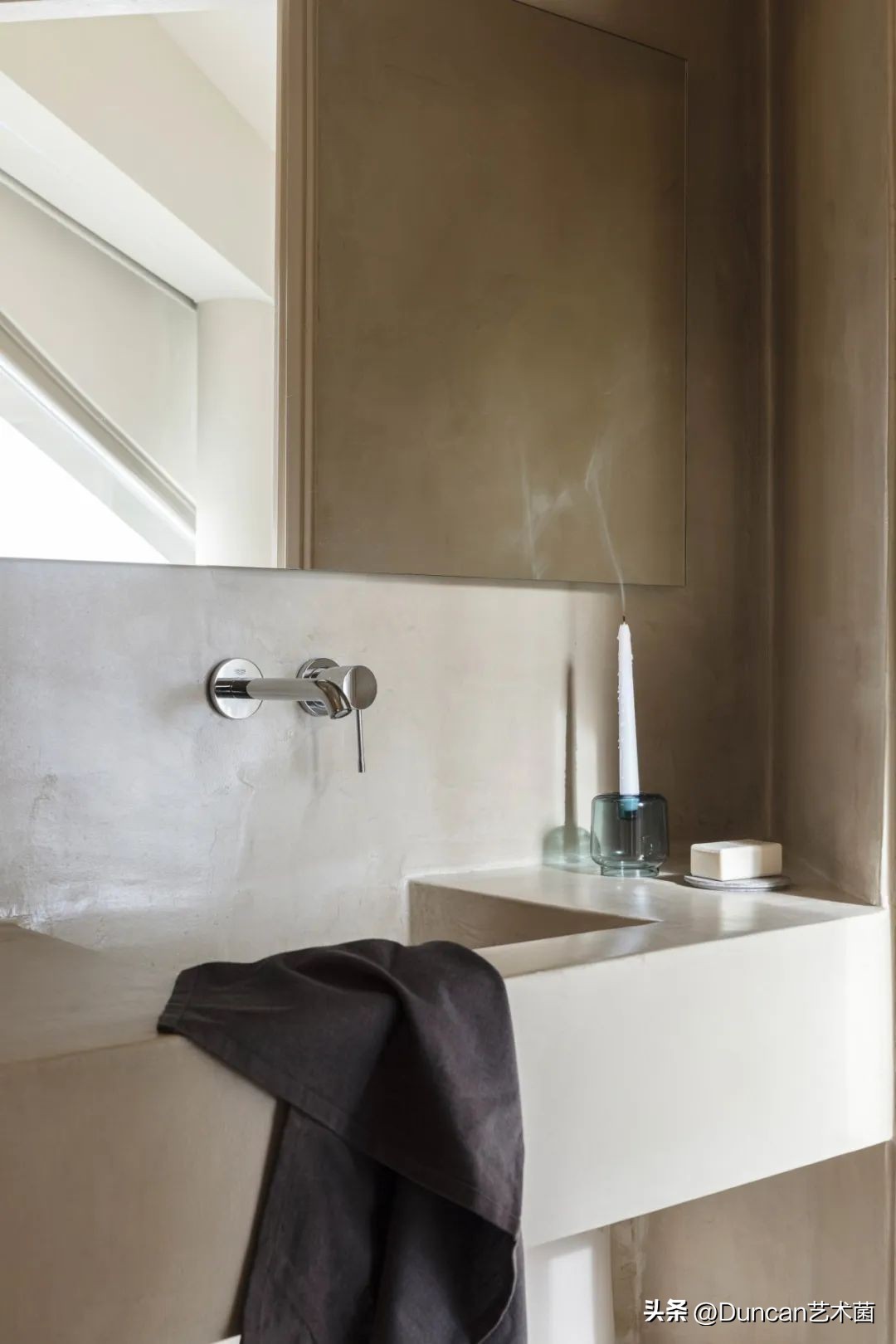 希腊KapsimalisArchitects①打造蓝白极简主义的童话世界！