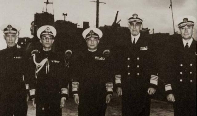 中方花三千万美金，买澳大利亚一艘废船，舱门打开后却有意外收获