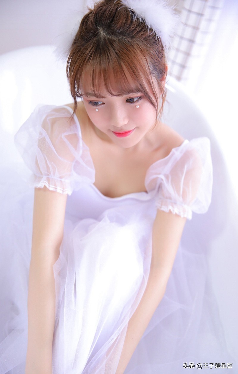 2022年1月3日穿衣颜色运势,每日运势播报2022年1月3日