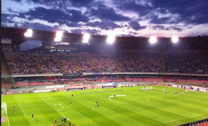 那不勒斯2022年签约了哪些球员,那不勒斯三年转会记录