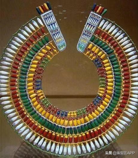 埃及艳后的魅力法宝，一般人驾驭不了的超超超豪华“Choker”