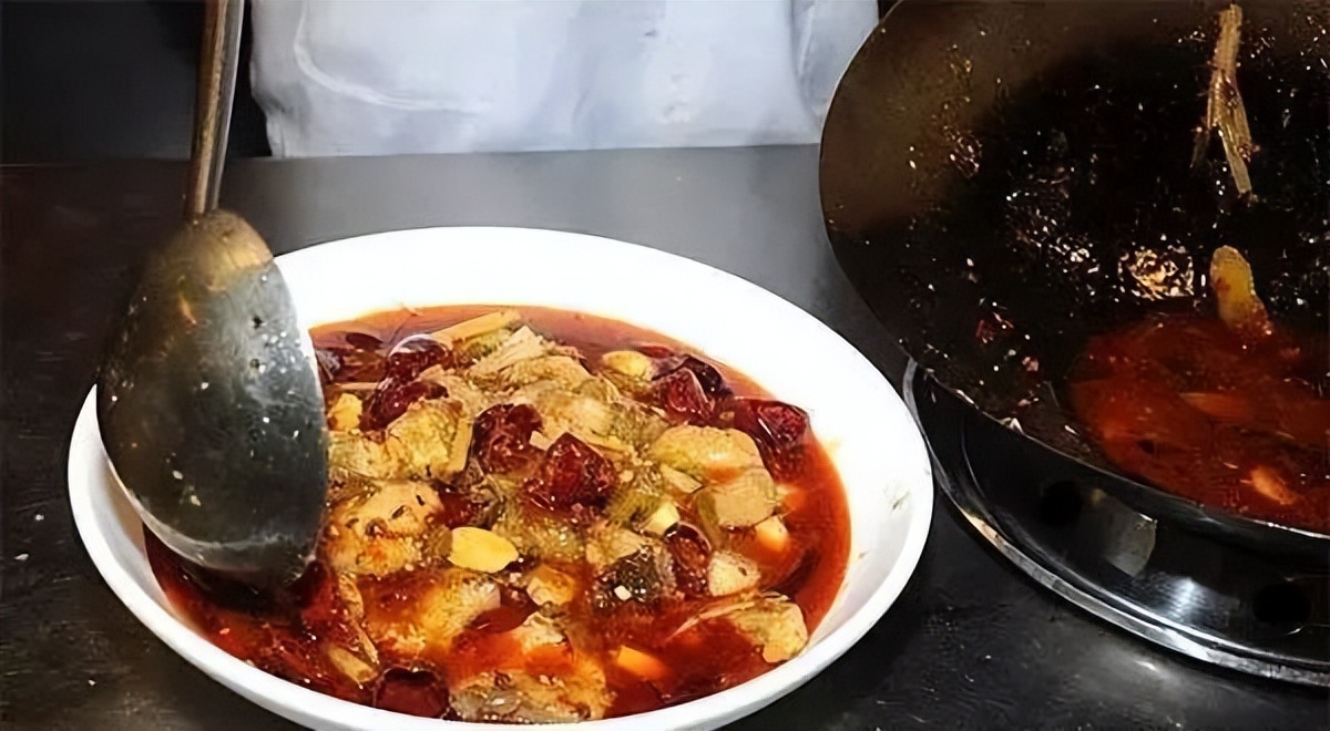 新派川菜酒楼,酒楼大气菜品