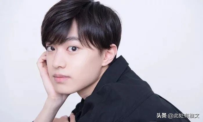 佐藤健关于初恋的剧,日剧永野芽郁佐藤健