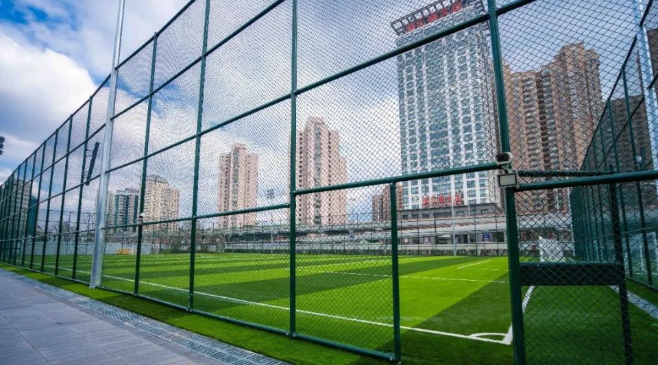 @运动迷们~徐家汇体育公园室外足球场6月3日起恢复对外开放
