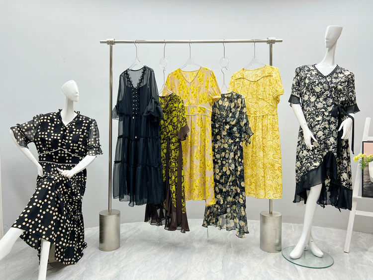 妗戣殨涓濊繛琛ｈ澶忚,澶忚妗戣殨涓濊繛琛ｈ