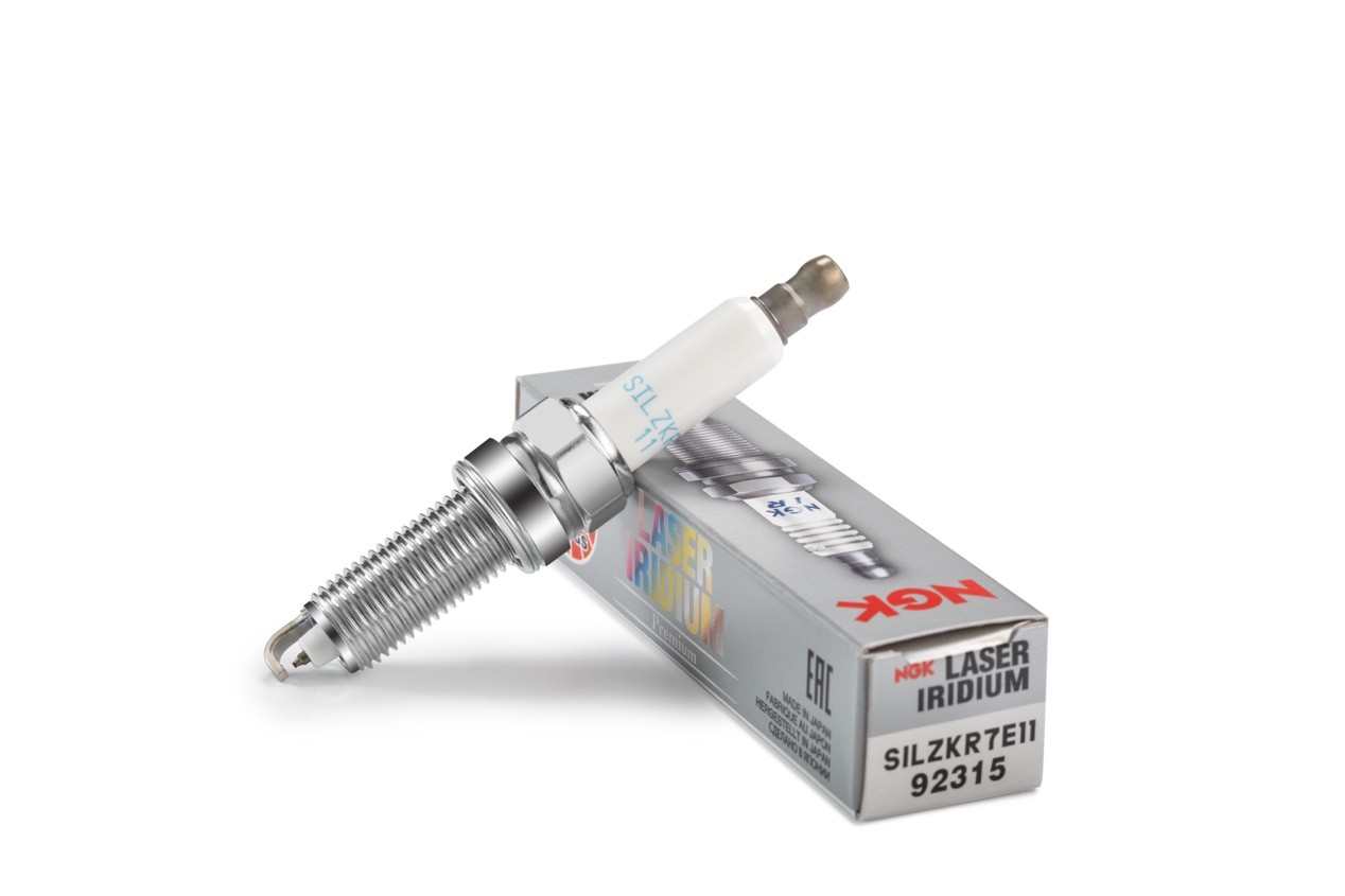 新车火花塞淹了,汽车淹了火花塞的表现