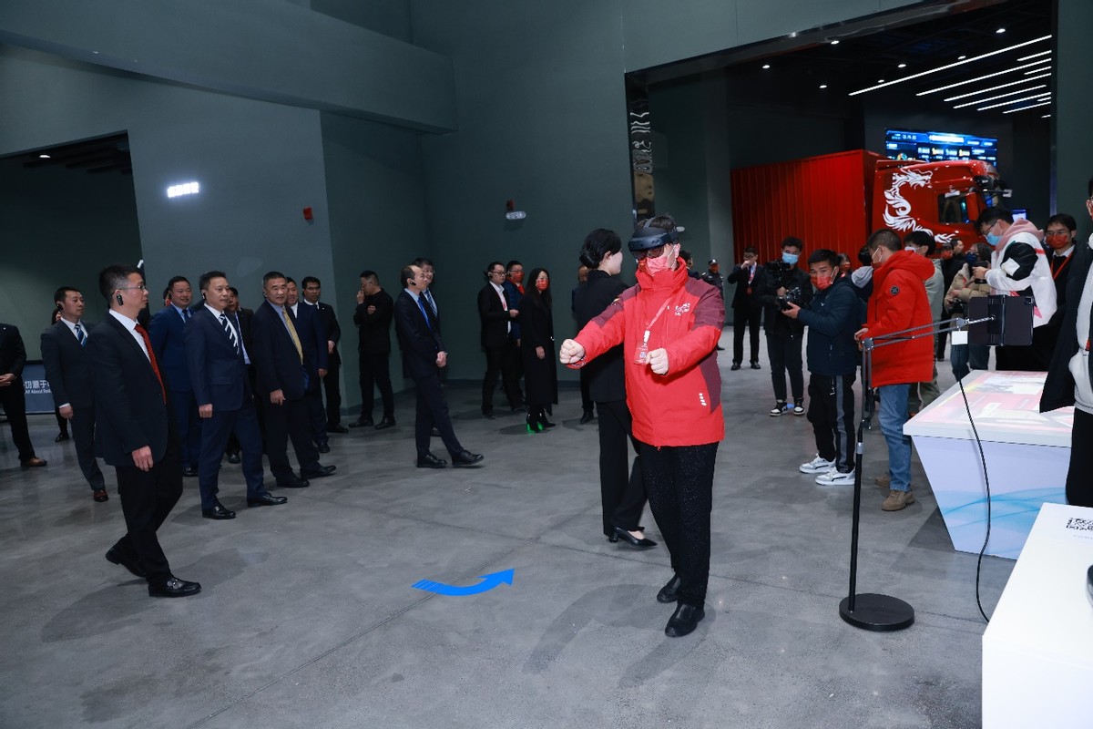 沉浸式体验汽车东风,东风商用车有限公司品牌体验中心