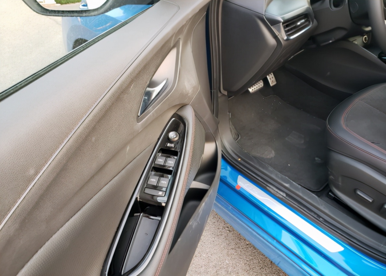 威朗油耗车主真实油耗视频,别克威朗油耗高得吓人