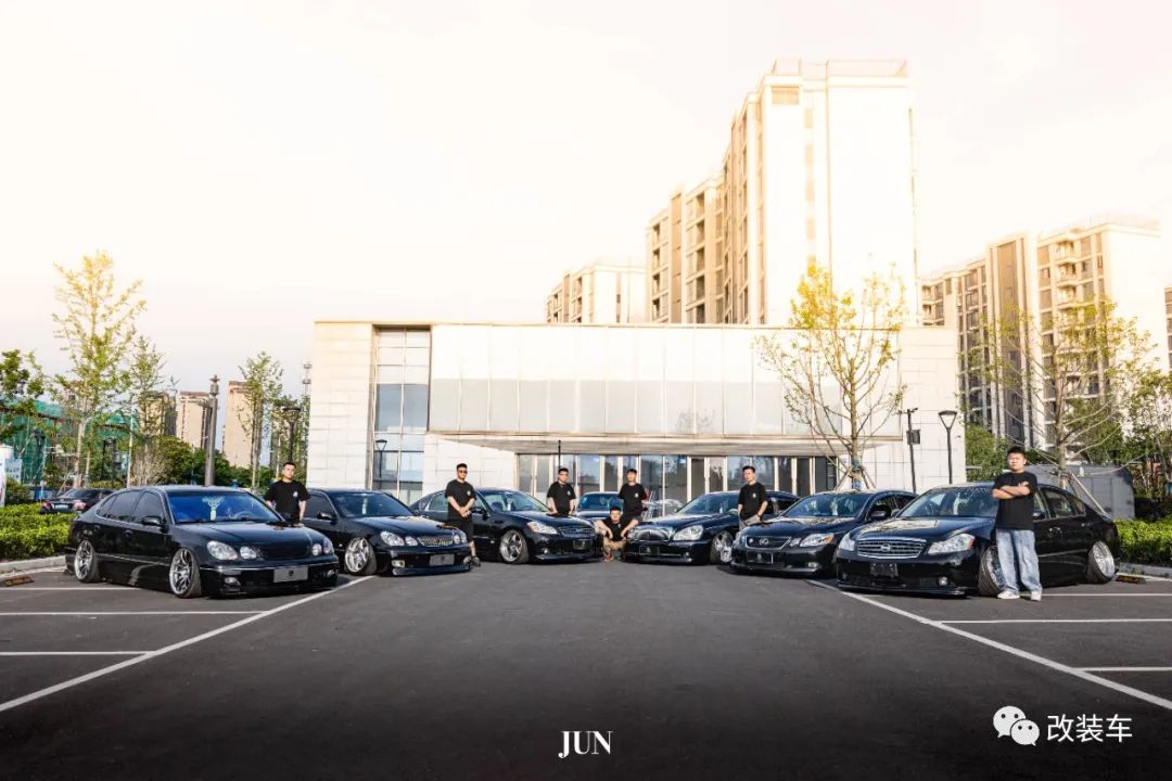 英菲尼迪m35老款改新款,英菲尼迪改装vip风格