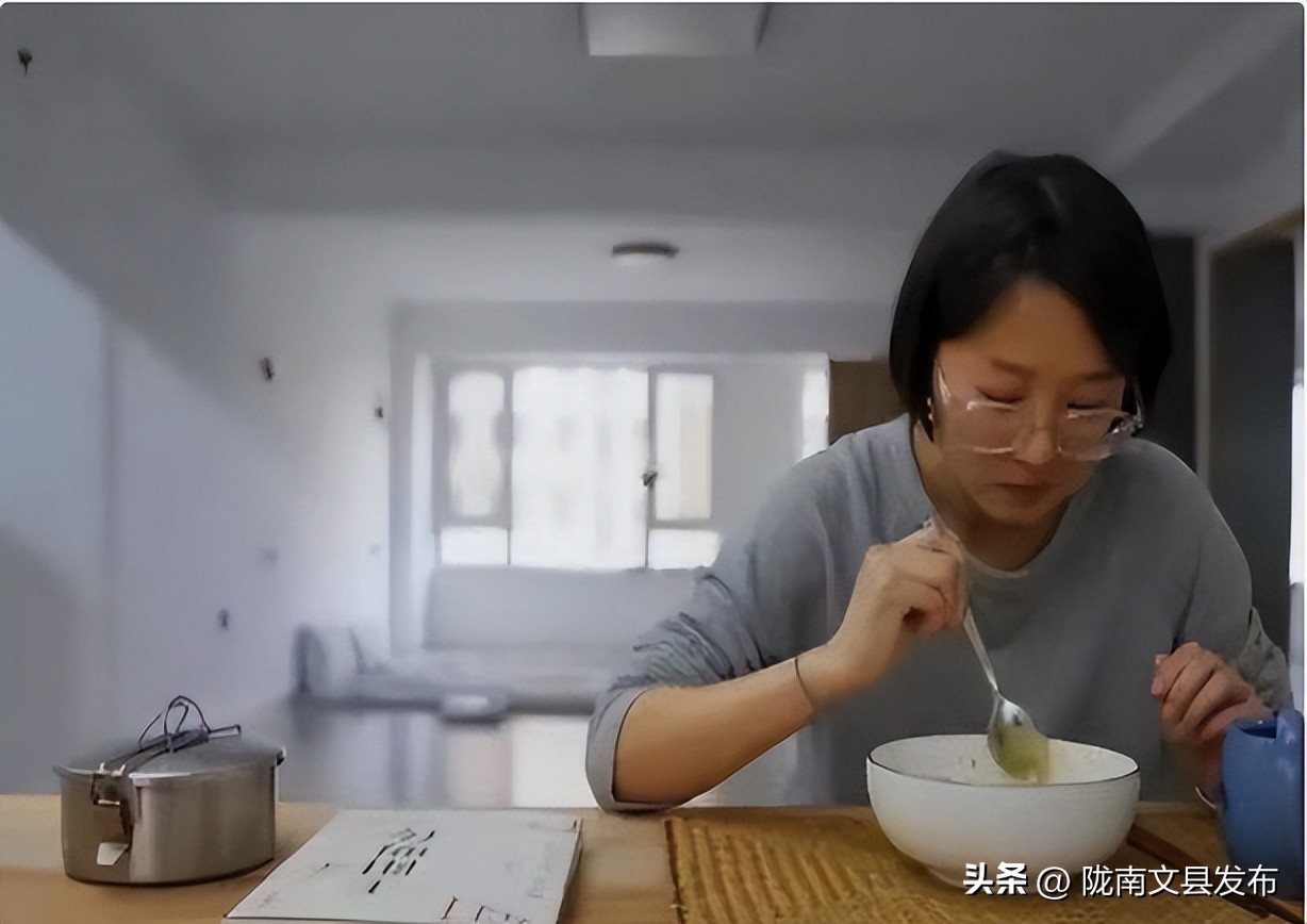 断舍离家具,中国断舍离女孩火上央视