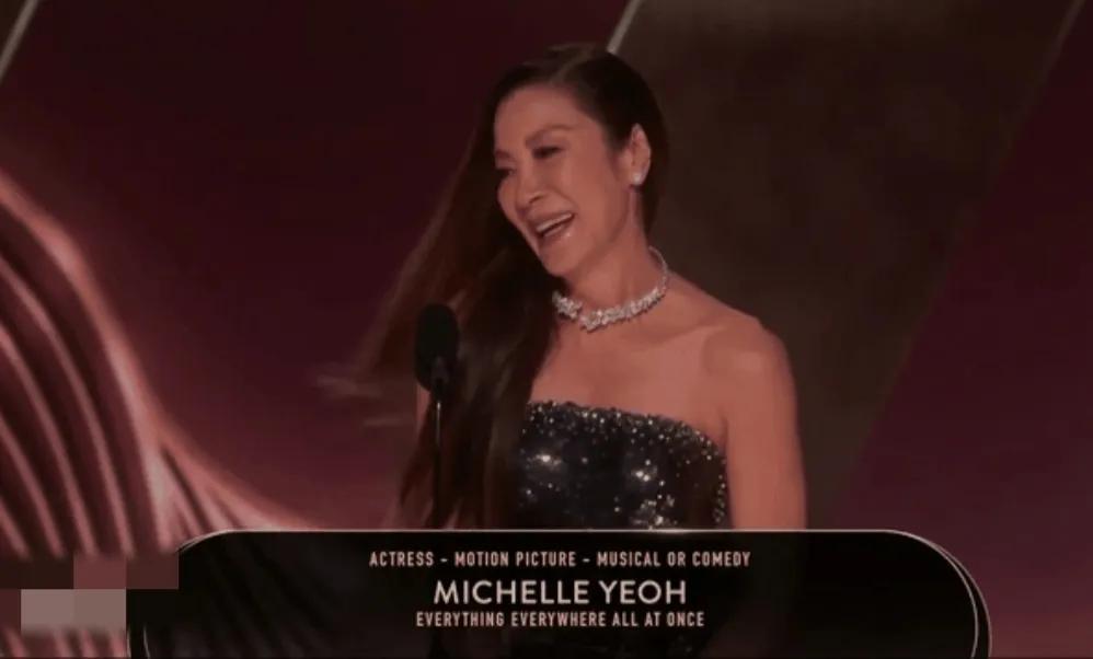 杨紫琼成为首位亚裔影后,杨紫琼是首位获得奥斯卡的华人么