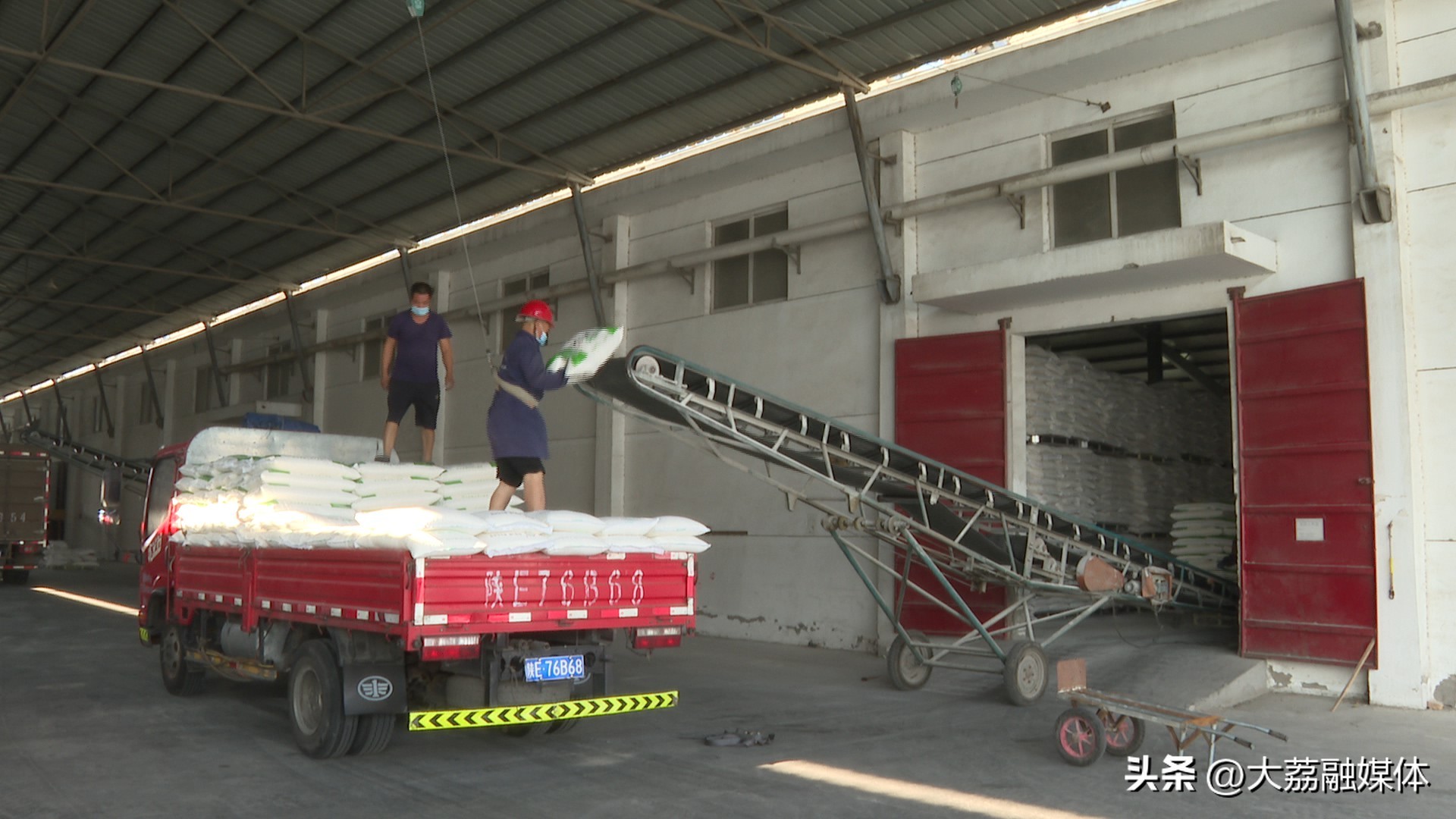 大荔县经开区:企业抓好疫情防控开足马力生产保障物资供应