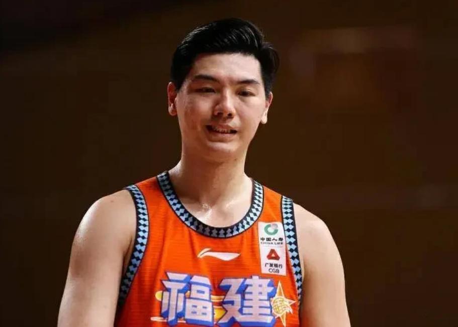 中国台北男篮公布亚运会大名单！CBA三子领衔，黑人锋线入选！