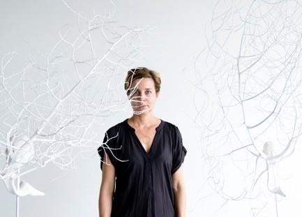 “FossilsDance－太古⽯的舞痕”