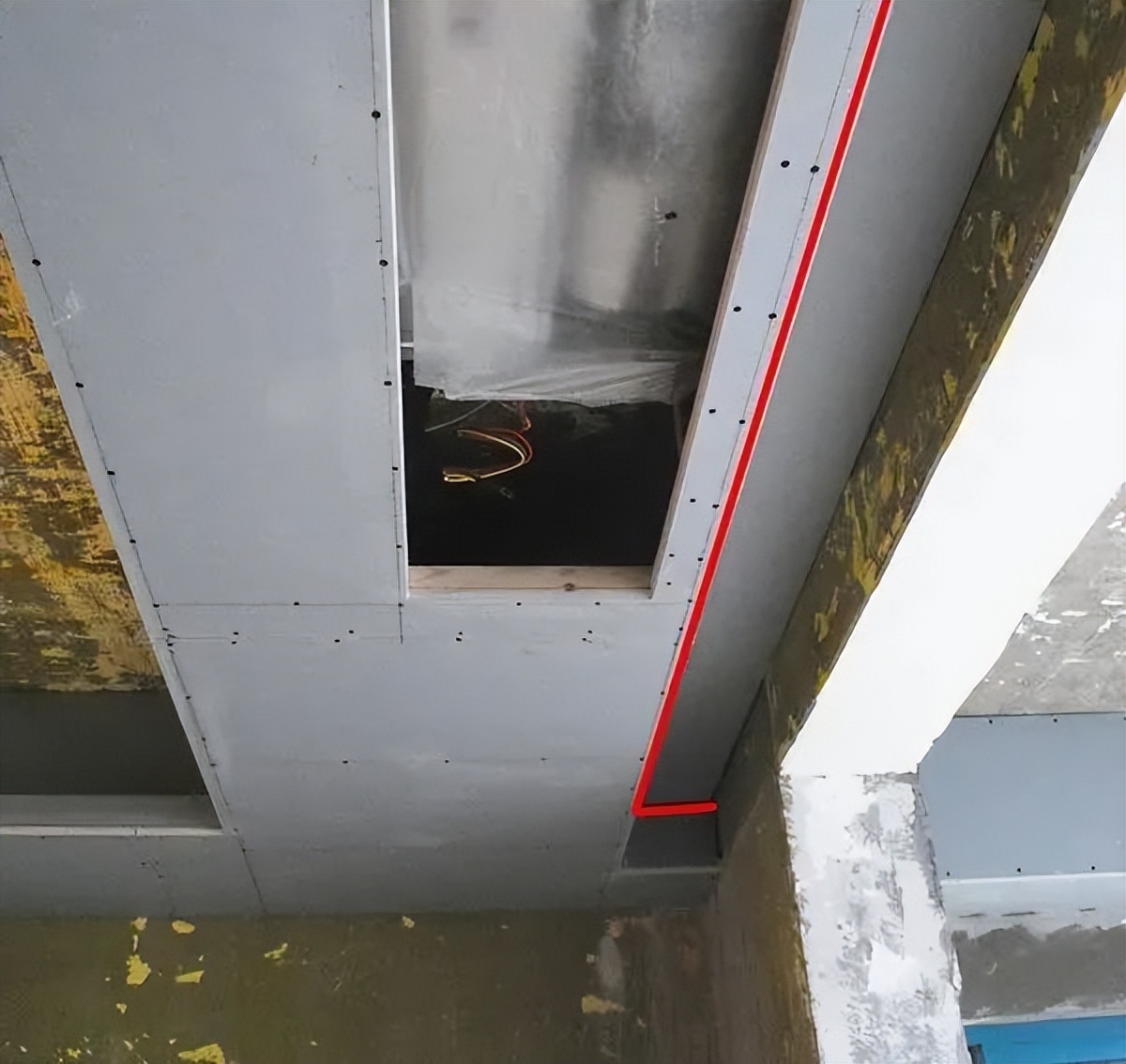 师傅装窗帘注意哪些事项,装窗帘到底要不要装窗帘盒