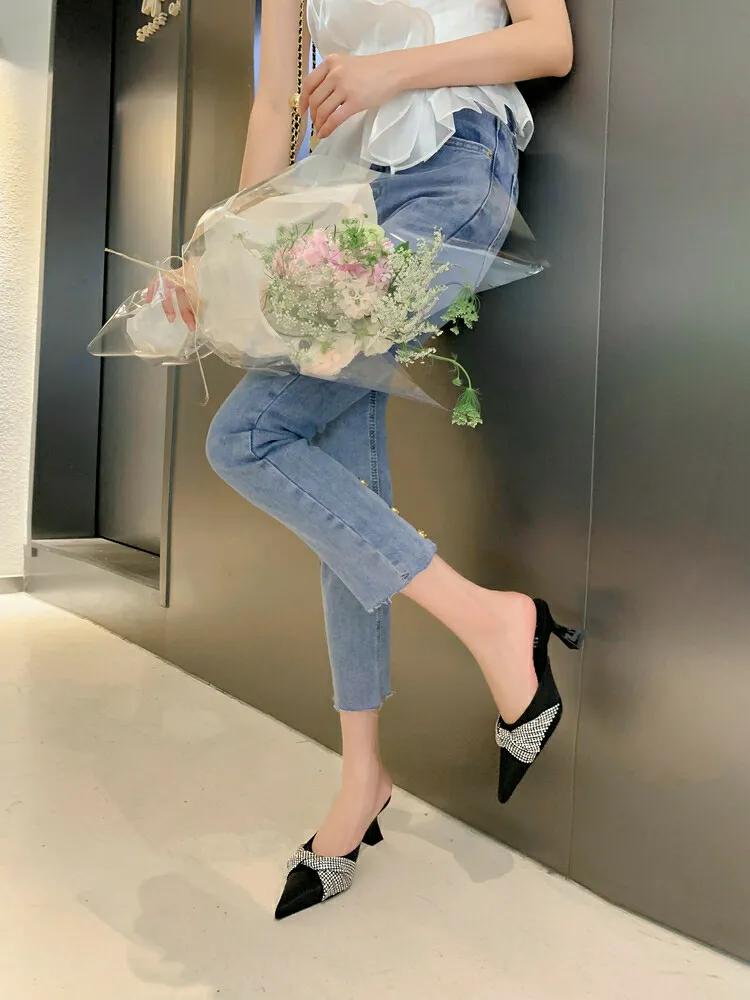 女人的脚要是有裂痕要怎么办,女人脚有裂痕