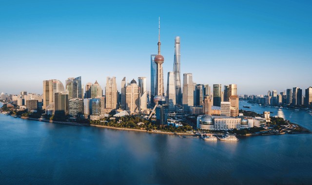 中国第五大城市南京和成都对比,未来十年南北10大城市