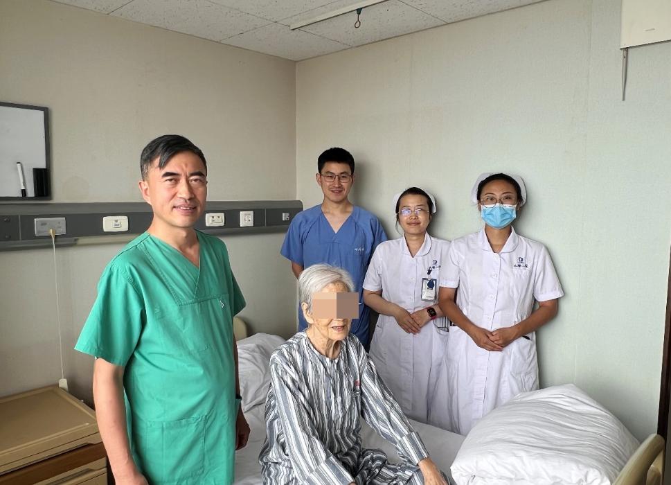 98岁心脏焕发“心”生，大医二院心外科成功为超高龄老人开展TAVR手术