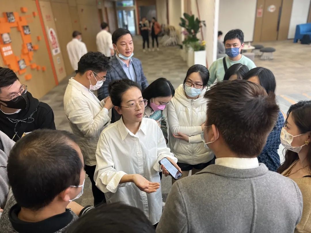 我在水贝当淘小二，这里人均身价过亿，每天都有黄金传奇