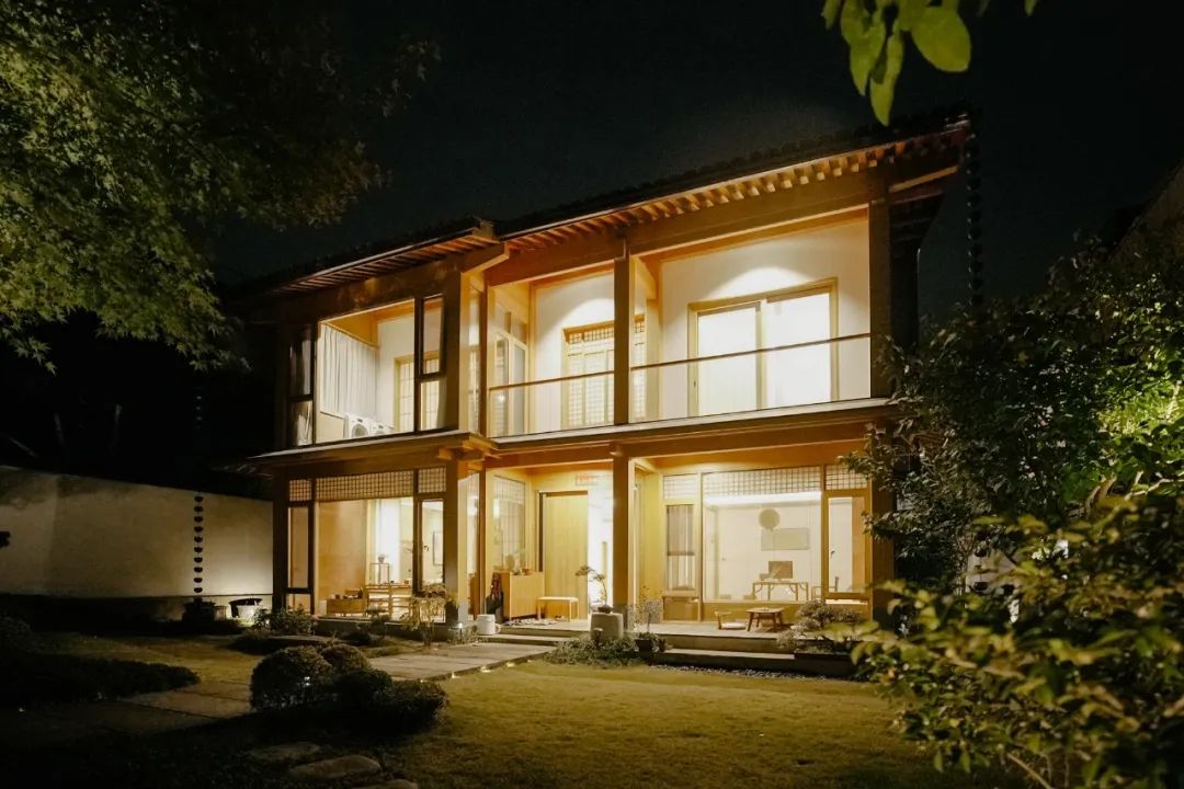 他用古法造400平方米房子,他用古法造400私宅