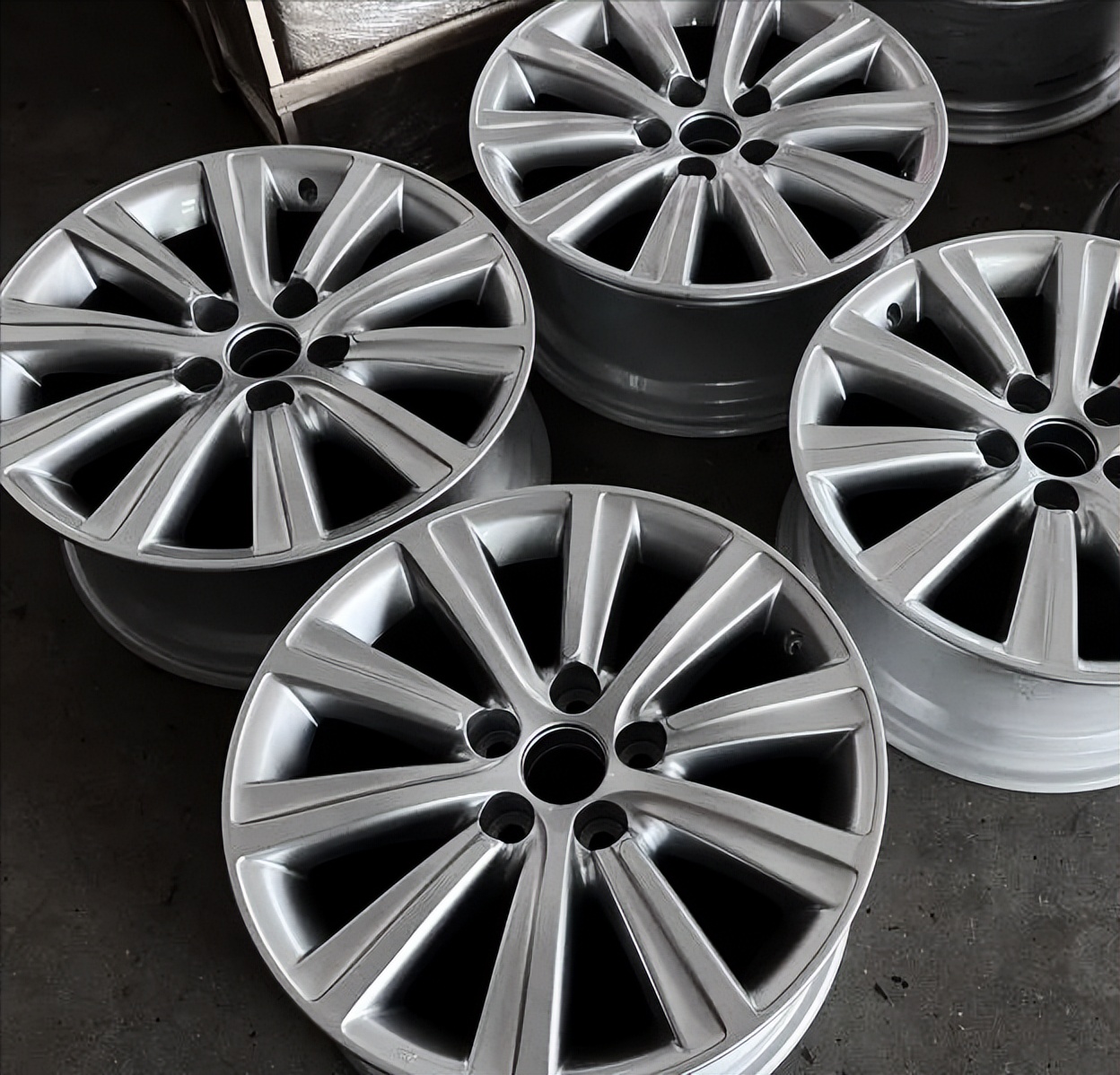 大修过的12代皇冠还值得购买吗,14代皇冠回炉重造全过程