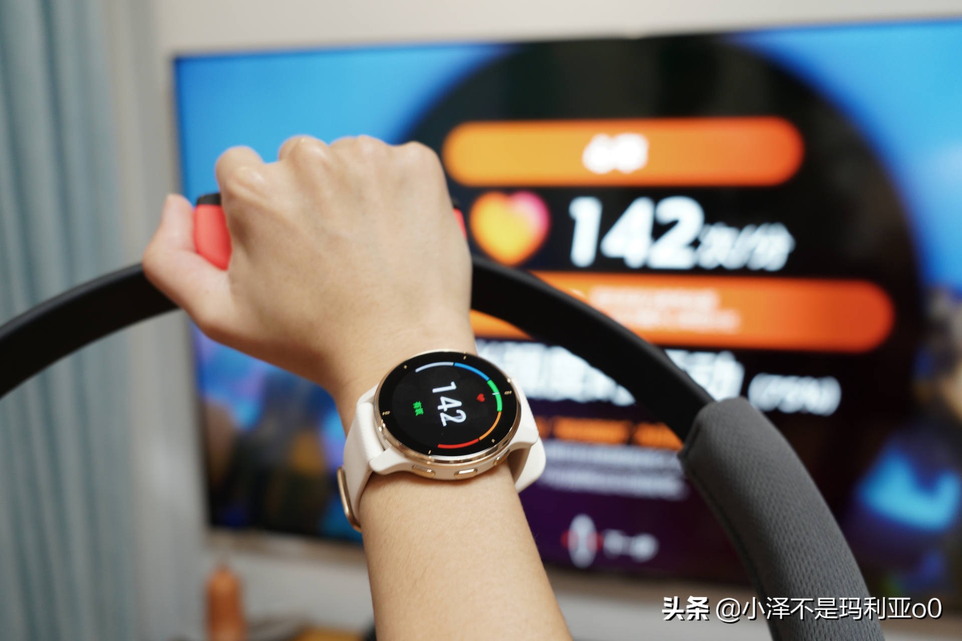 佳明venu2plus和苹果watch8怎么选 (买佳明5还是买applewatch2)
