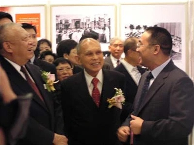 香港富豪霍英东：港澳陆我可以横着走，不用带任何保镖