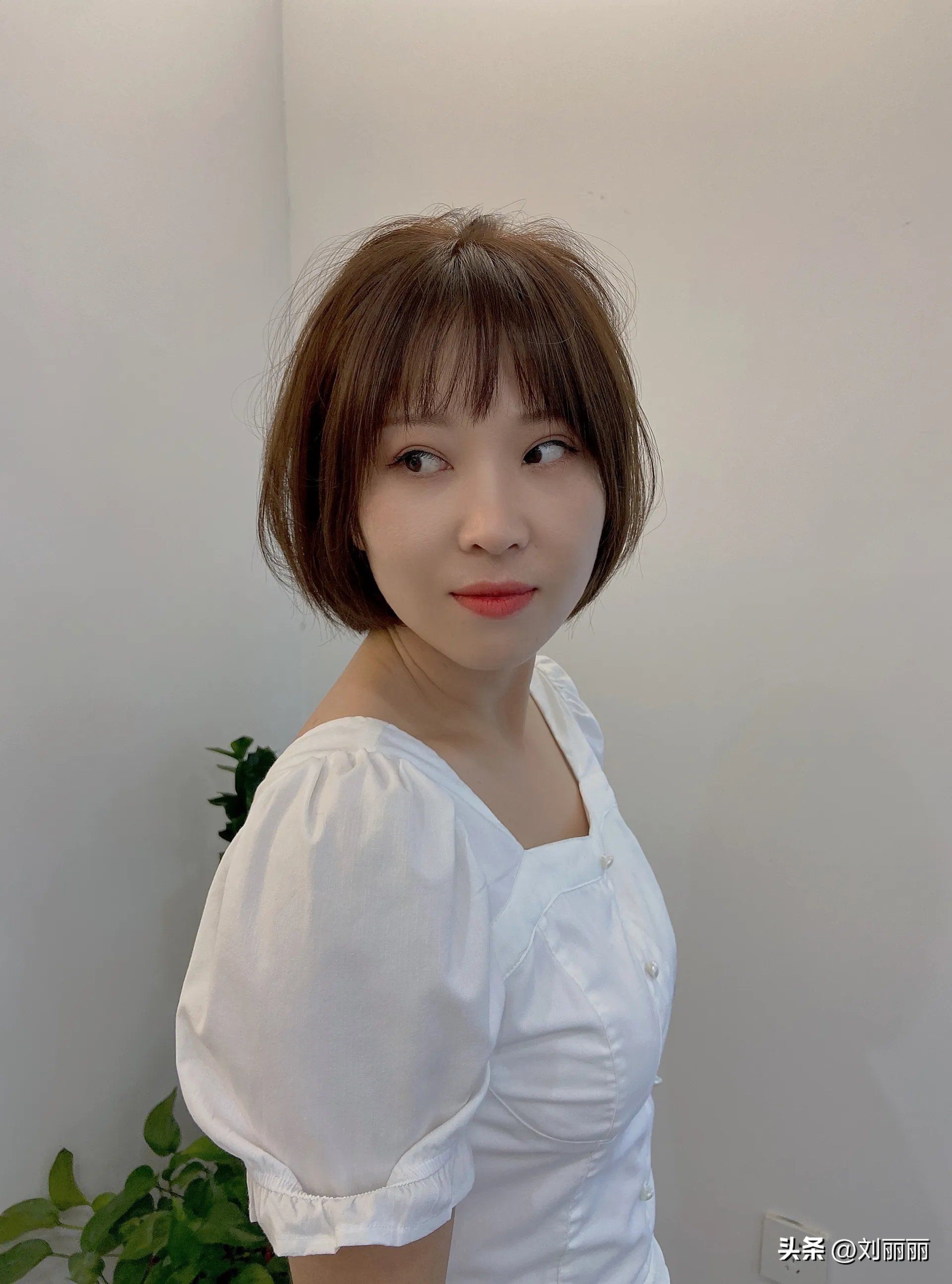 女发这样剪洋气还时尚千万别错过,女发中长发尾怎么剪柔和