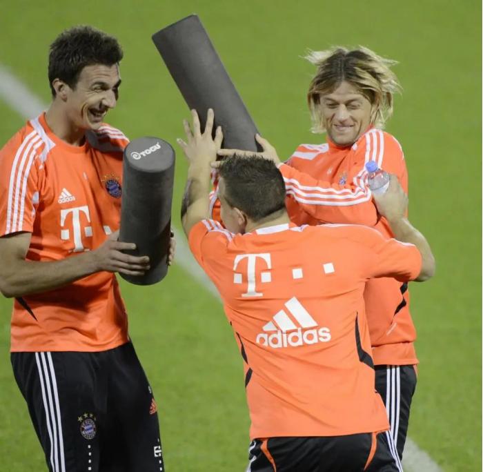 拜仁体能训练,拜仁慕尼黑俱乐部球员训练