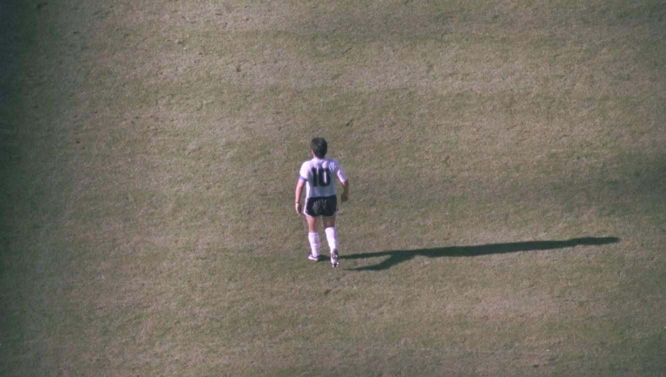 梅西获奖感言致敬马拉多纳,致敬伟大的阿根廷球王马拉多纳