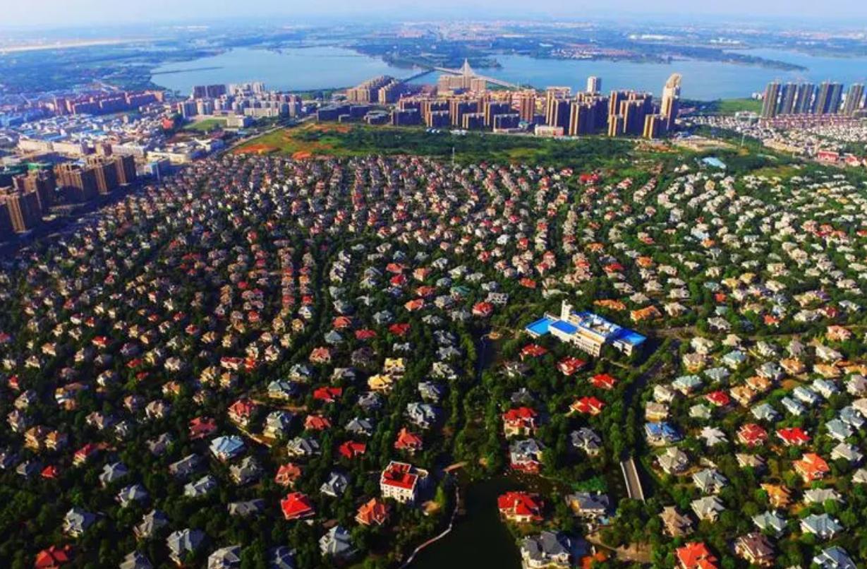 盘龙城发展前景规划,盘龙城和长江新区哪里潜力大