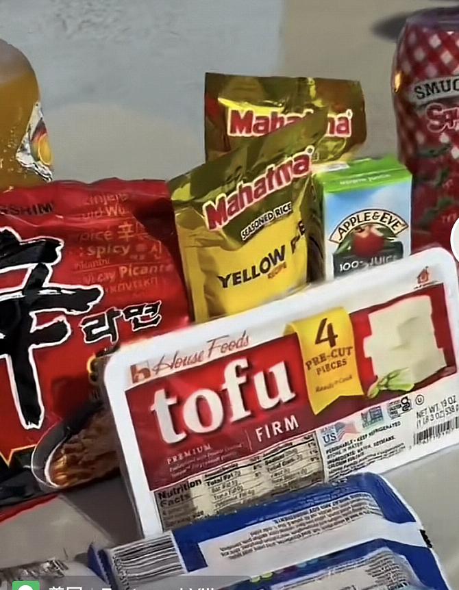 卡车夫妻美国领取救济食物,卡车司机美国领救济食物