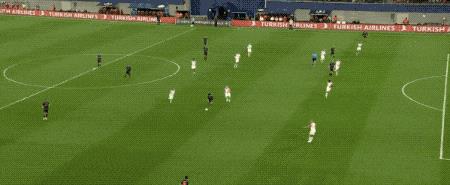 命运悖论:米兰惨淡城巴巨星狂飙