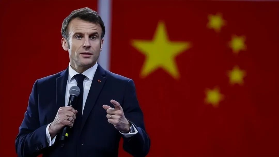 澳大利亚跟中国达成协议！马克龙刚回国，美国小弟风向就变了