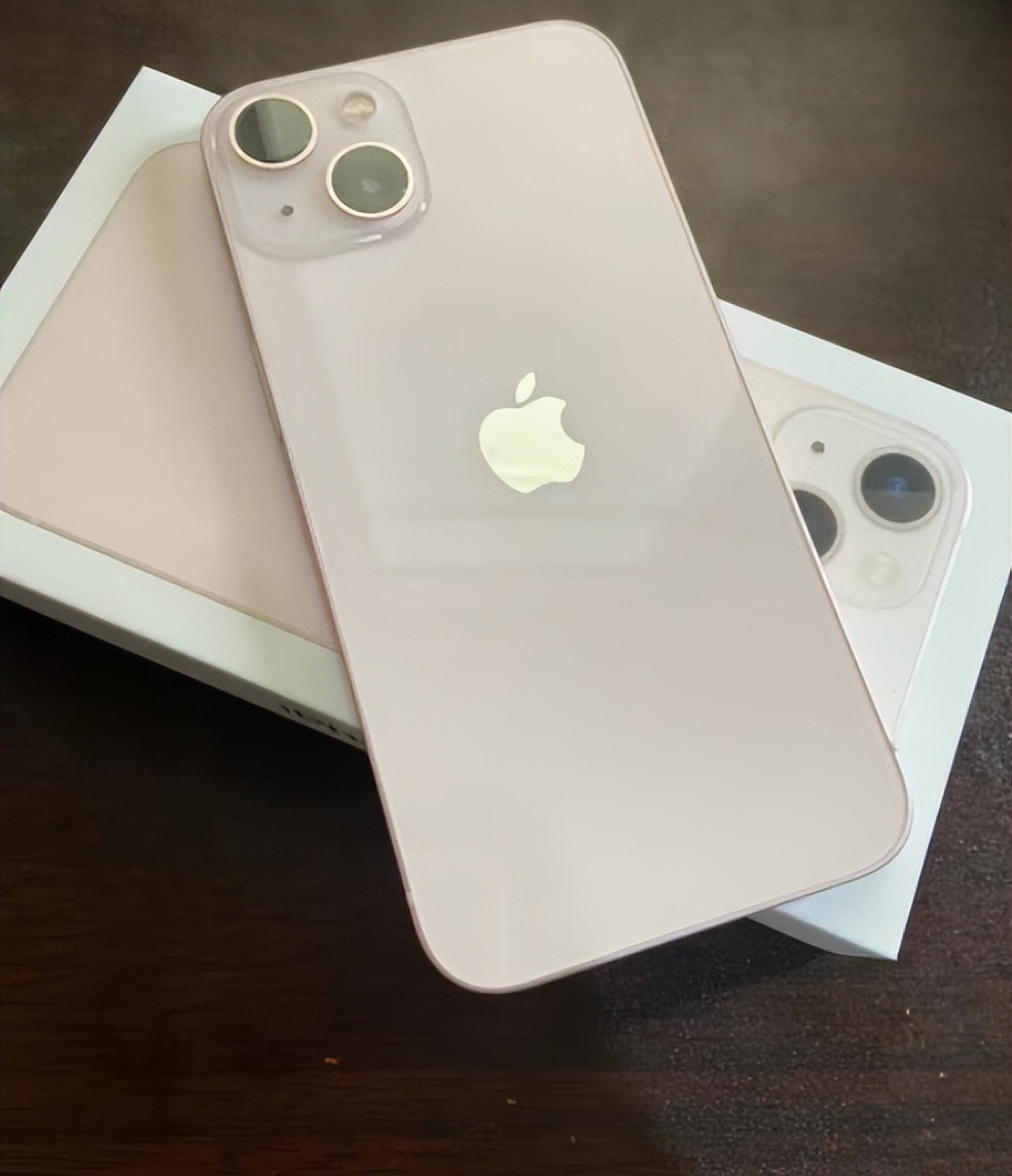 到底应该买二手苹果还是全新安卓,买新款安卓还是买二手iphone