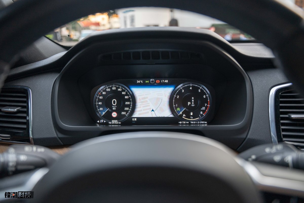 全新沃尔沃xc90陆地坦克硬派越野,沃尔沃斯堪尼亚越野车