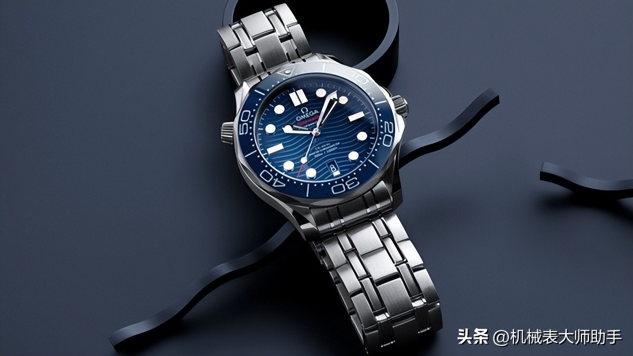 欧米茄和劳力士手表哪个好,欧米茄手表和劳力士手表哪个更好