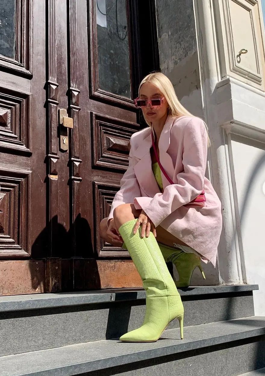 lisa最近同款粉色,lisamv绝美镜头粉色