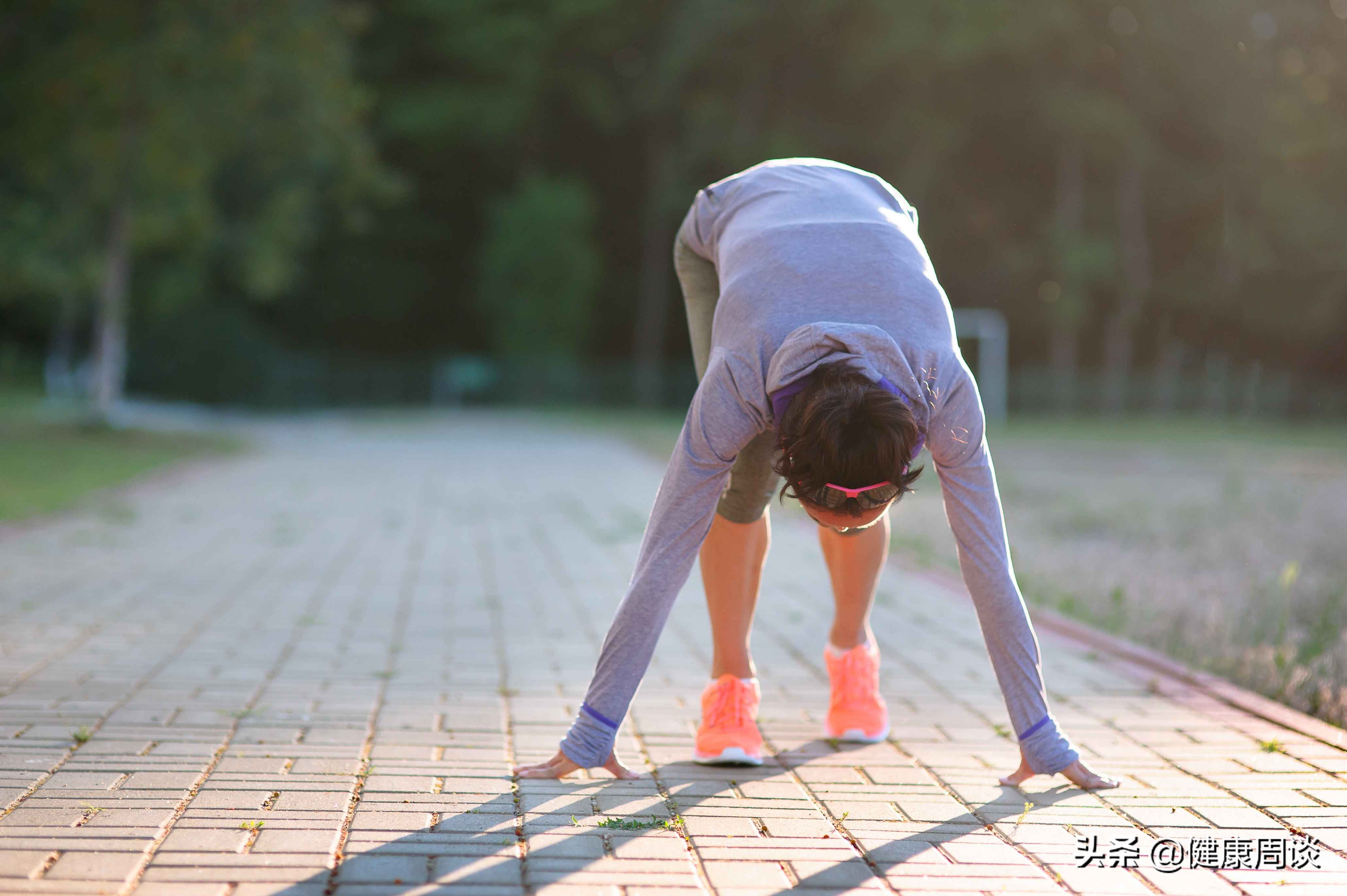 早起后口干口苦口渴怎么回事,早起口干口苦什么原因造成的