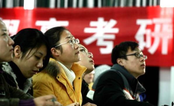 考研成绩出来前有必要联系导师吗,考研成绩出来了怎样和导师沟通